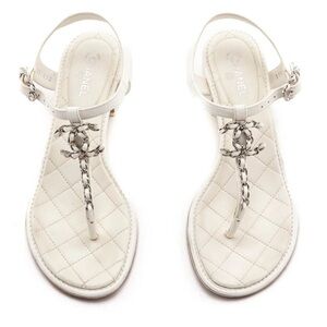 CHANEL WHITE QUILTED CHAIN CC T-STRAP SANDAL SIZE 40